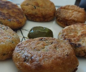 Serve with sauce or chutney- Healthy paneer tikki or cutlet or cottage cheese croquettes with sweet potatoes and spinach- Being Rubitah- family recipes