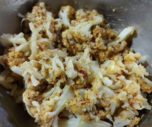 Coat the florets- Cauliflower fritters or gobi pakora or fried cauliflower recipe- Being Rubitah- family recipes