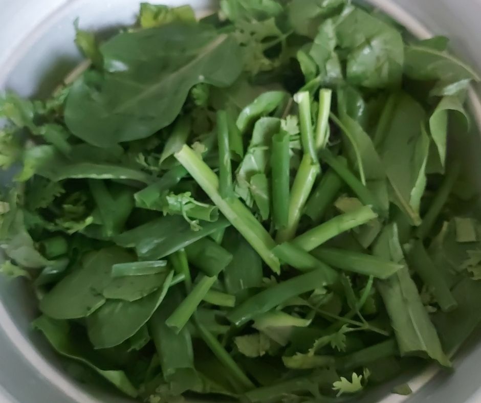 chopped green leafy vegetables- fibre rich soup- Being Rubitah- family recipes