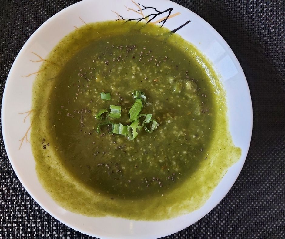 serve with spring onions- fibre rich healthy green vegetable soup- Being Rubitah- family recipes