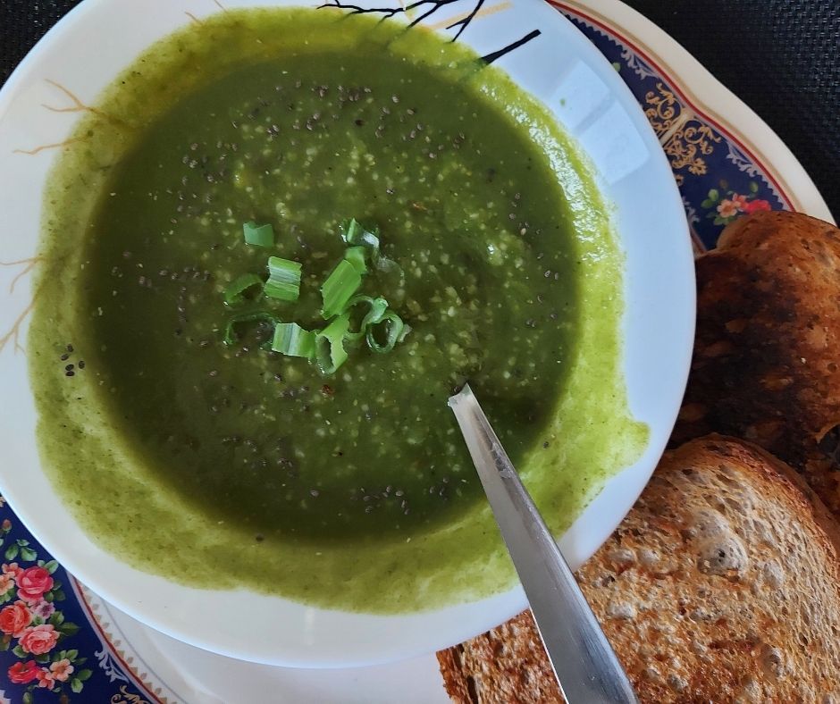 serve with toast- fibre rich healthy green vegetable soup- Being Rubitah- family recipes